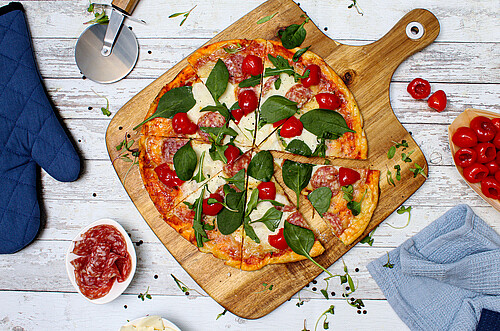 Die wilde Paprika von Peppadew überzeugt mit einer kräftig roten Farbe, einem knackigen Biss sowie einer kurzen, feurigen Schärfe und einem leicht süsslichen Geschmack. 