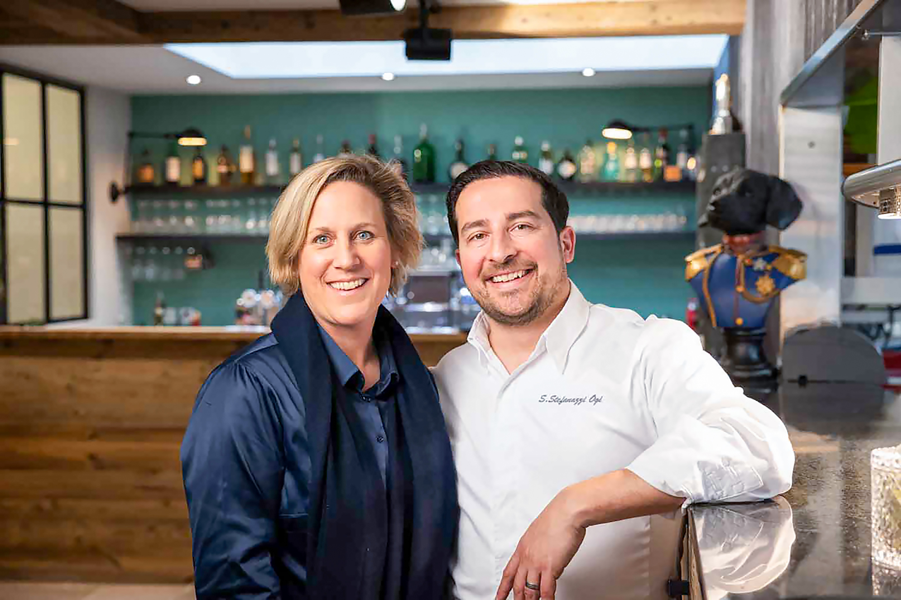 Die Inhaber vom CASY Montana – Caroline Ogi und Sylvain Stefanazzi Ogi.