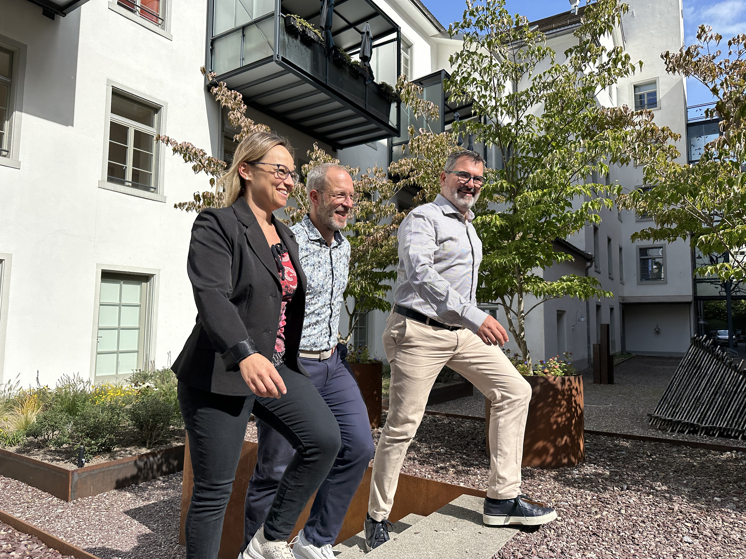 Doris Egger, Thomas Häring und Michael Böhler schreiten mit HotelFinance in eine positive Zukunft.