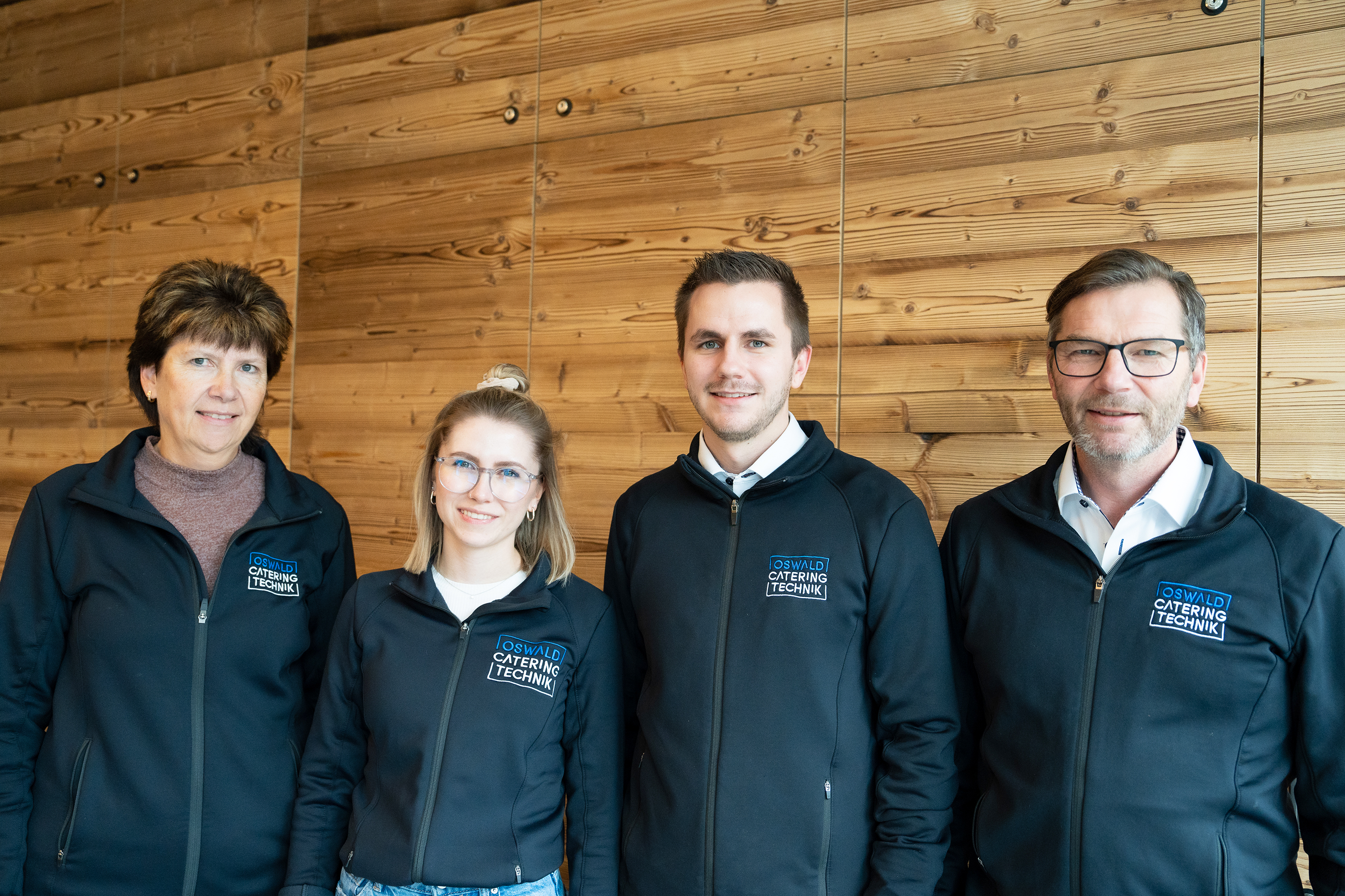Familienbande: Karin, Anja, Silvan und Rolf Oswald von der Oswald Cateringtechnik AG.