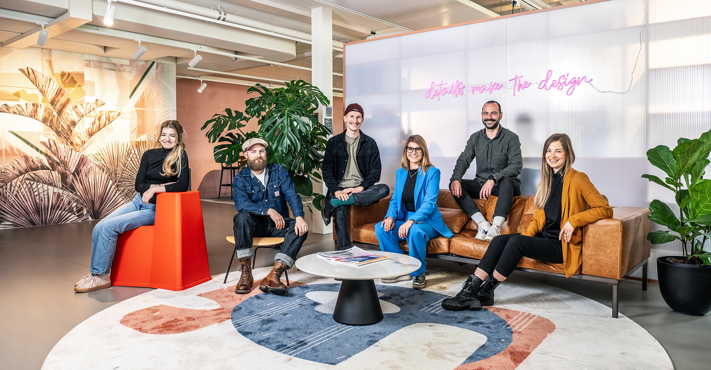 Sechs Kreativköpfe leisten Einzigartiges (v.l.): Noemi Rapold, Roman Schärer, Philipp Zemp, Jeannine Müller, Noah Kaufmann und Jacqueline Danioth.