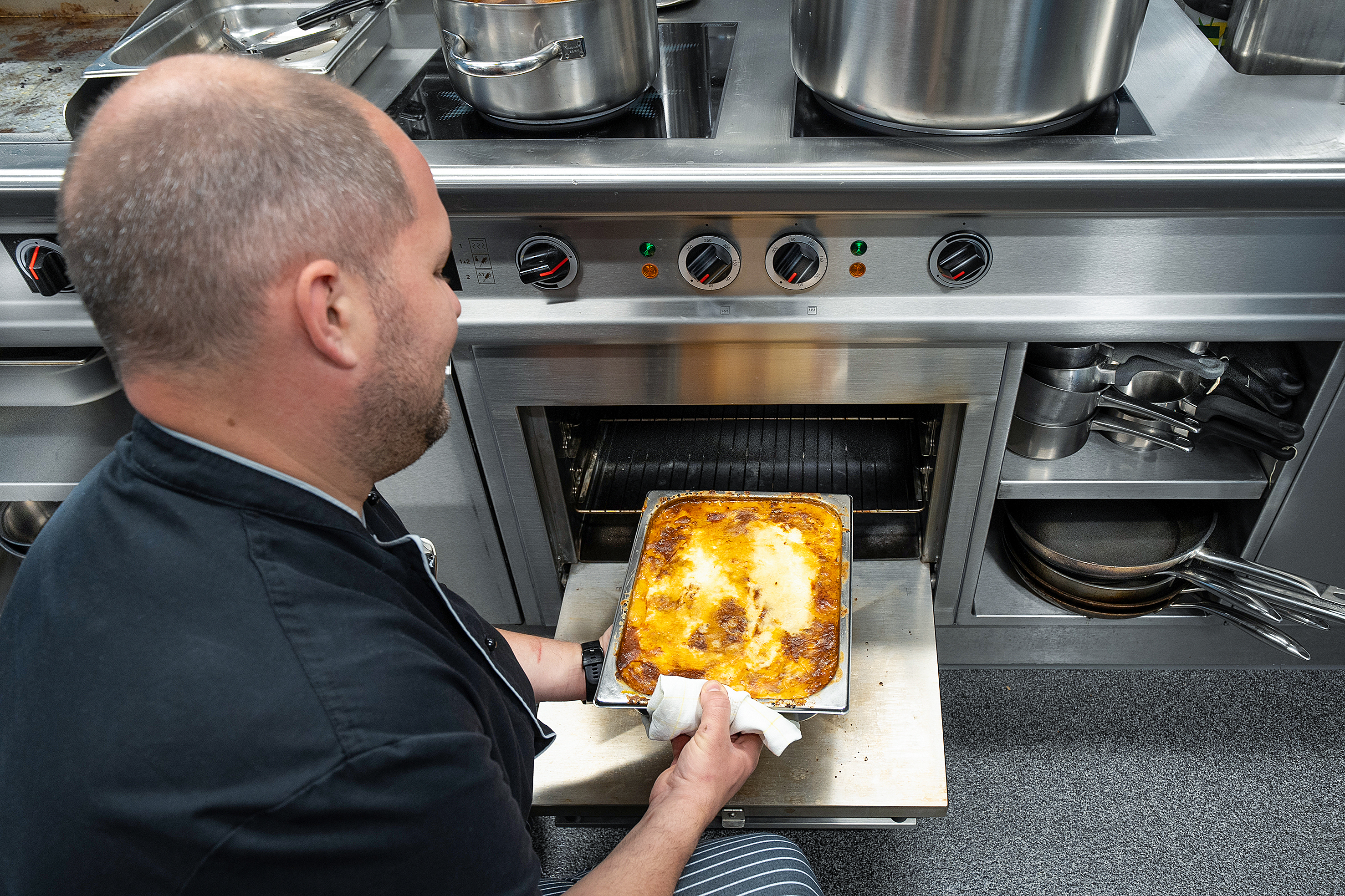 Ein Backofen war Bedingung – «für Lasagnen aber auch Rindsfilet oder Kalbsinvoltini», wie Küchenchef Daniel Thierwächter erklärt.