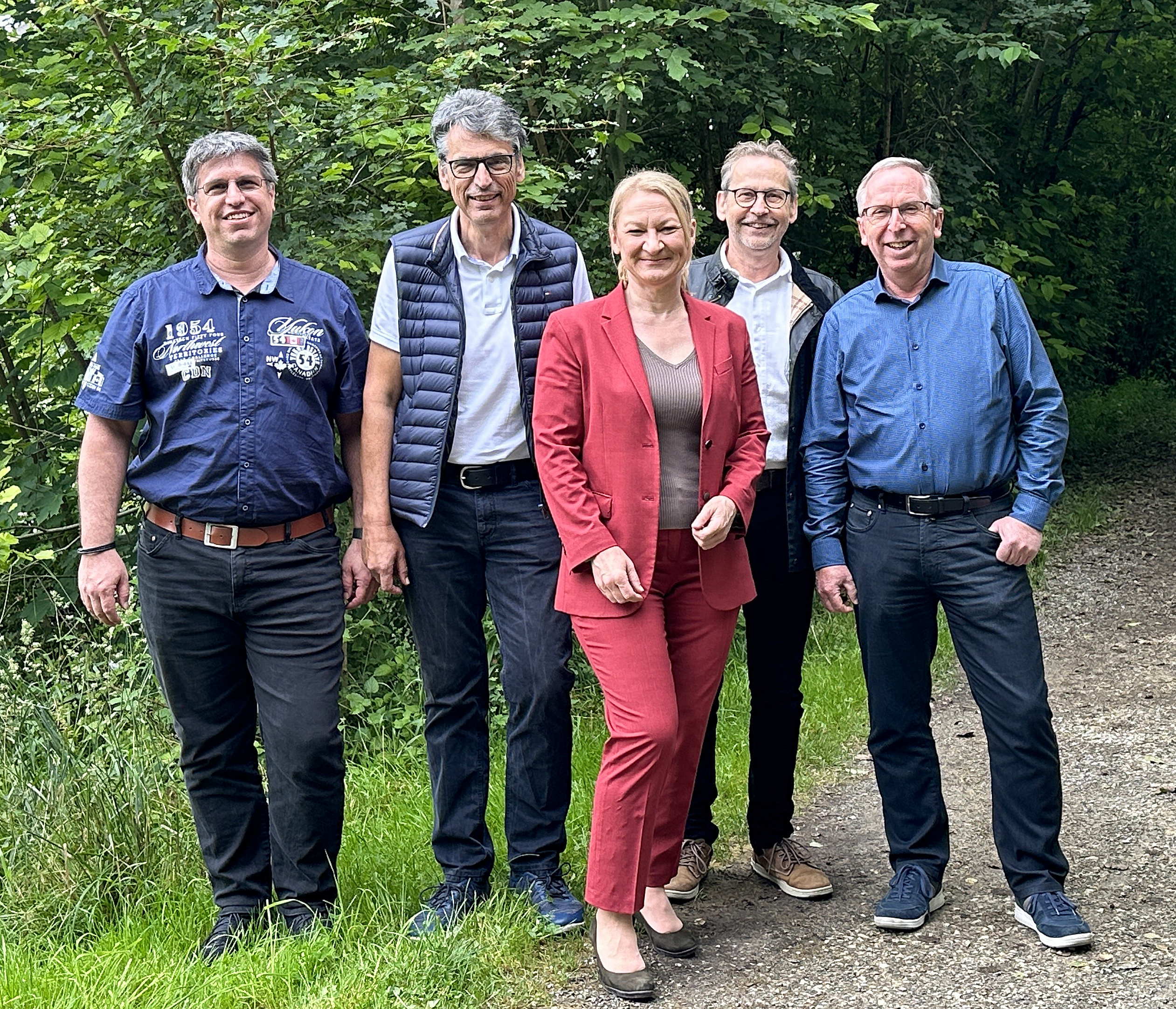 Für den FCSI Schweiz engagiert (v.l.): Manfred Möckli und Walter Nef, Vorstandsmitglieder, Elisabeth Erber, Leiterin der Geschäftsstelle, Jürg Luginbühl, Präsident, und Andreas Zolliker, Vorstandsmitglied.