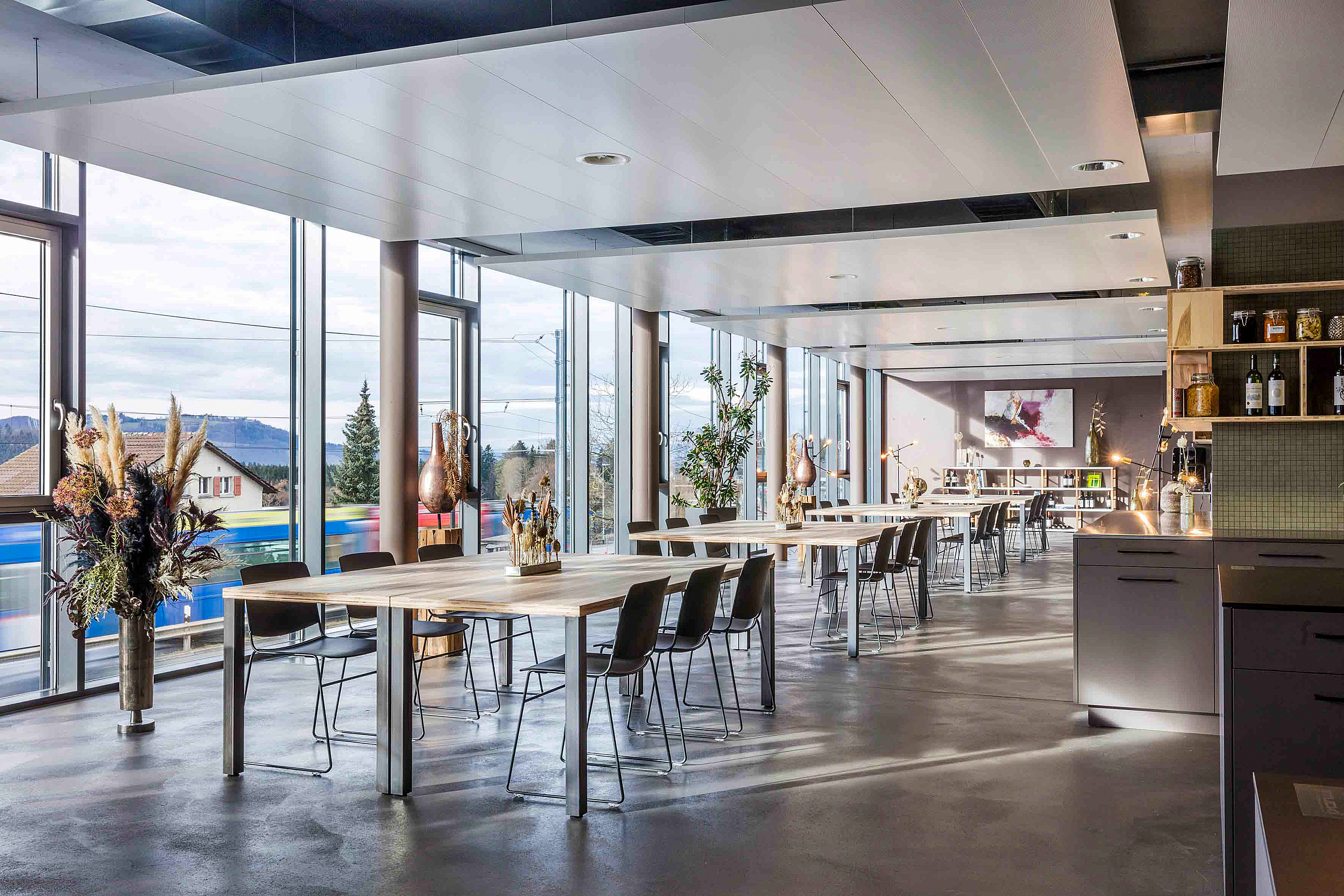 Das aliana in Rüfenacht ist das Hauptquartier von roh & nobel und für Events mit bis zu 80 Personen ausgelegt.