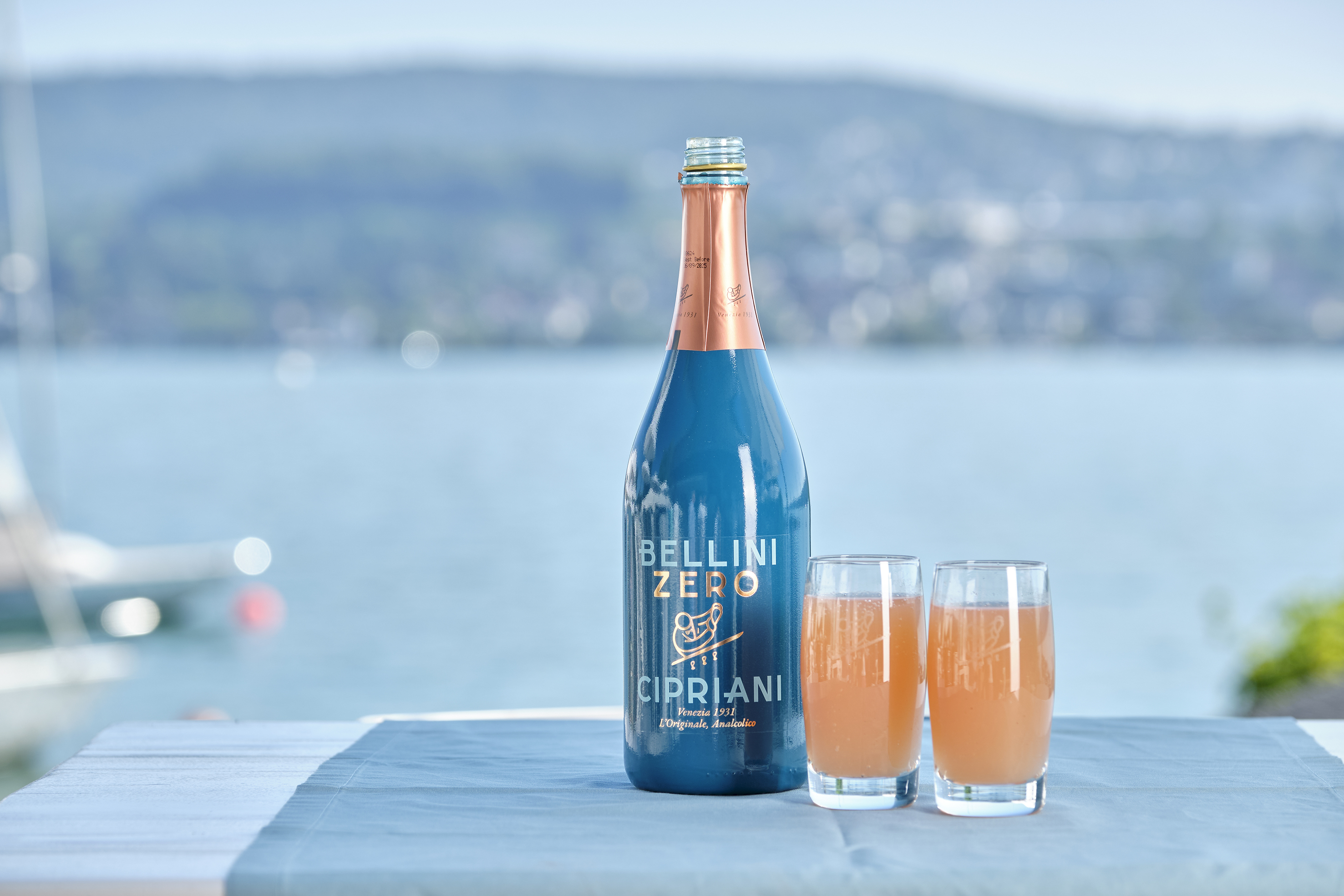 «Der alkoholfreie Bellini Zero steht dem Original in nichts nach», weiss Corina Koster von Delico.