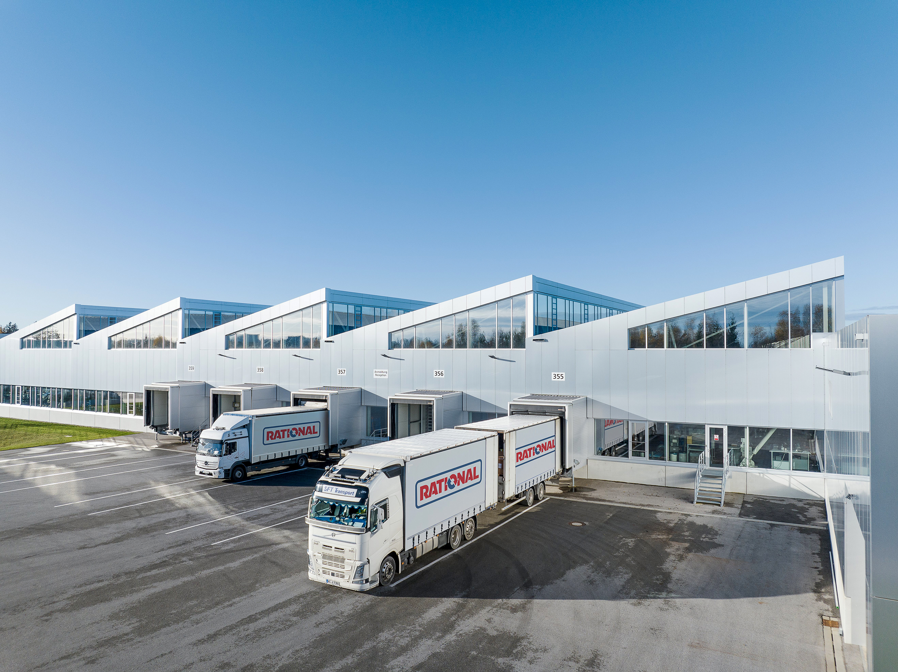 Rational – hier der Hauptsitz in Landsberg – ist weltweiter Markt- und Technologieführer für innovative Lösungen rund um die thermische Speisezubereitung.