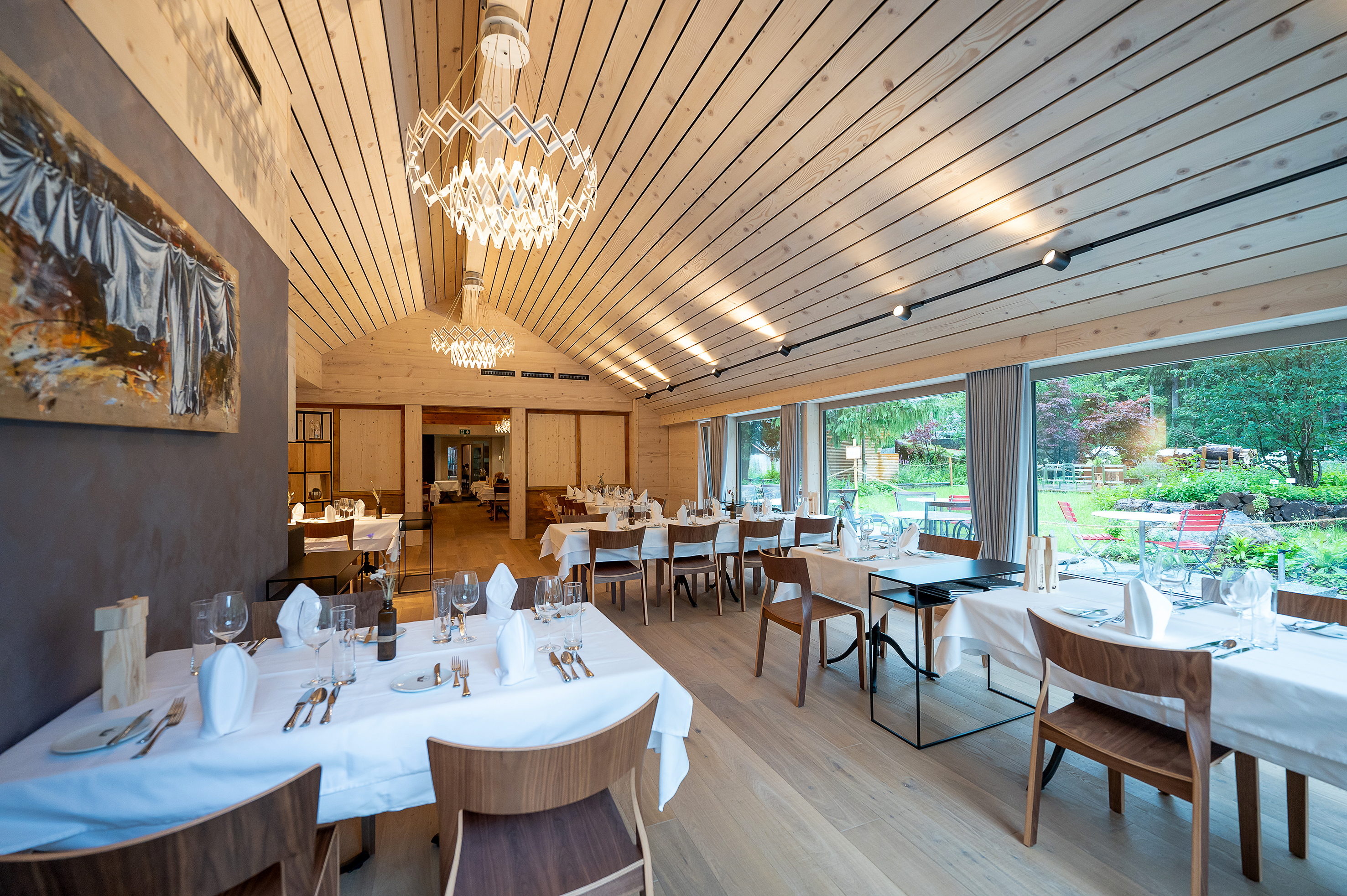 Das Hotel und Landgasthof Kemmeriboden Bad ist wieder ein Bijou geworden.