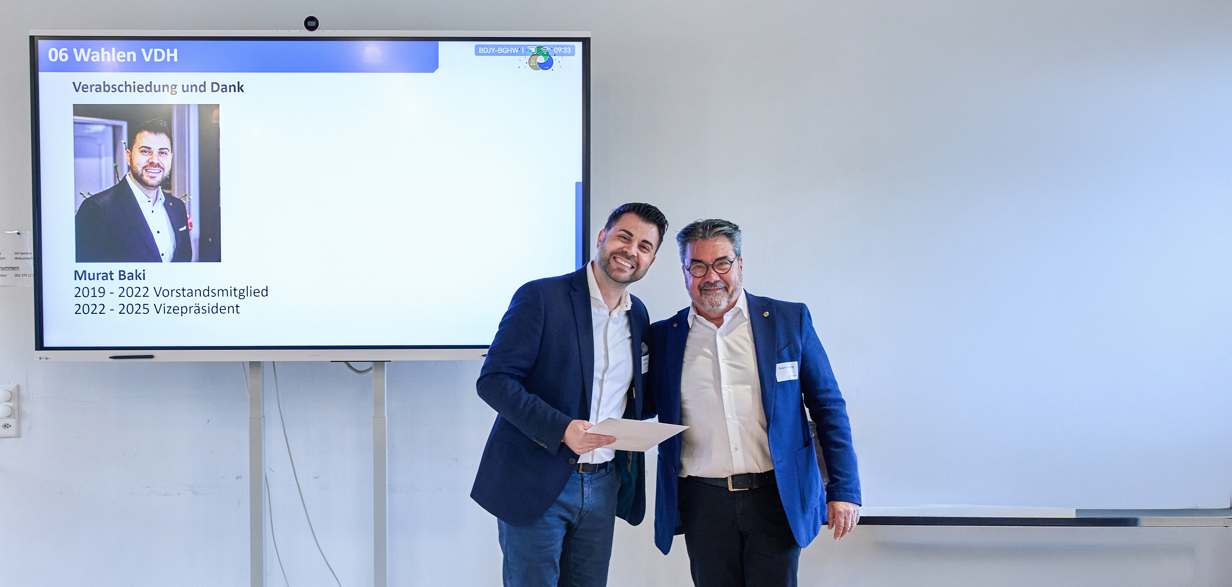 Auch Murat Baki (l.) wurde von Roland Gasche verdankt und verabschiedet.