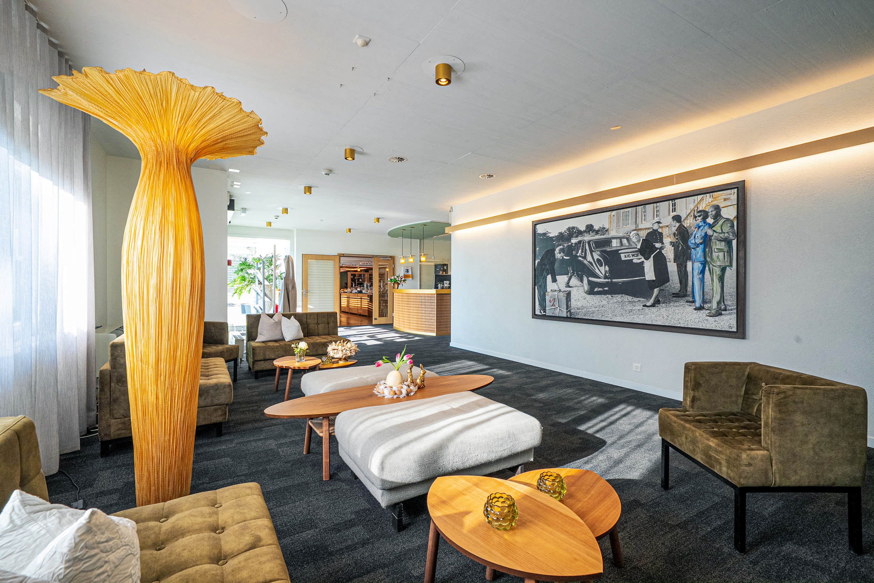 Die raumübergreifende Handschrift der Gschwend AG Gastro-Bau zeigt sich auch in der neuen Lobby des Hotels «Frohsinn».