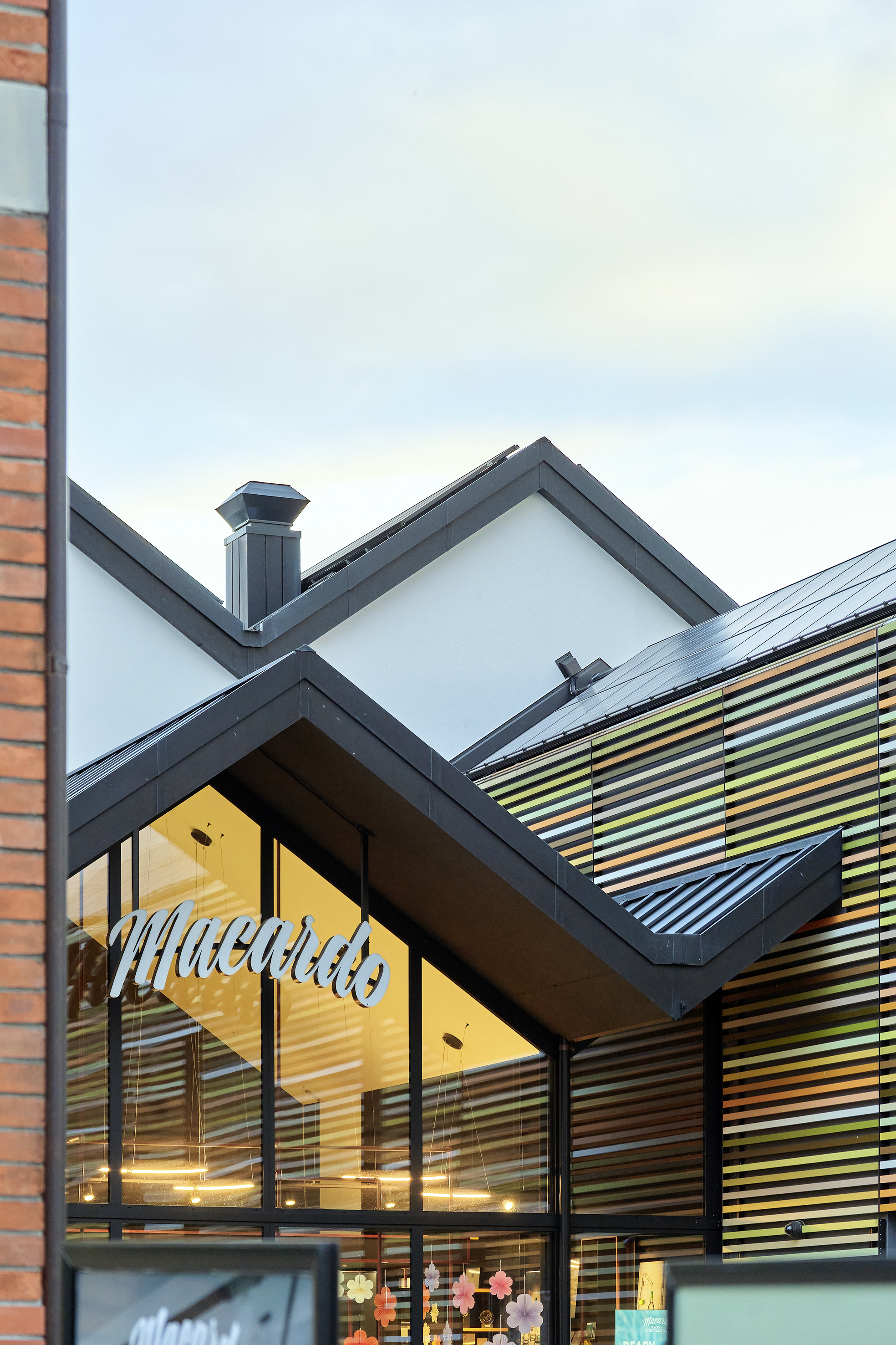 Der Name Macardo stammt von den ursprünglichen Gründern Marco und Bernardo.