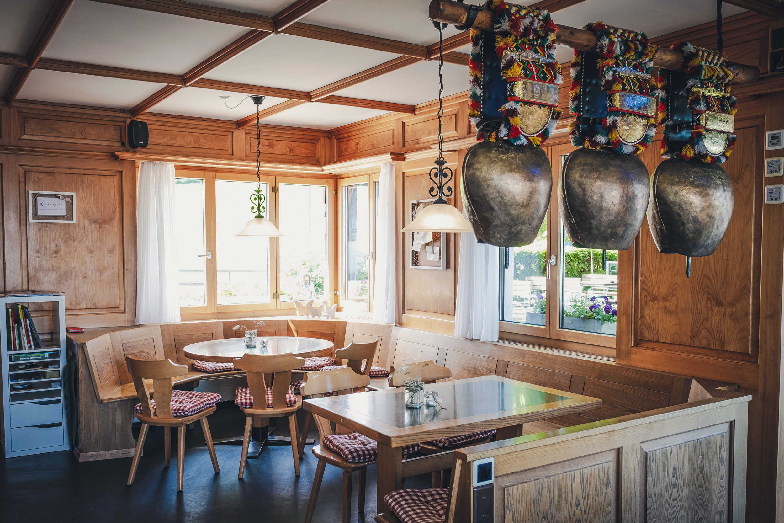 Urchige Gemütlichkeit: Im Innenbereich verfügt das Scheitlinsbüchel über rund 60 Plätze.