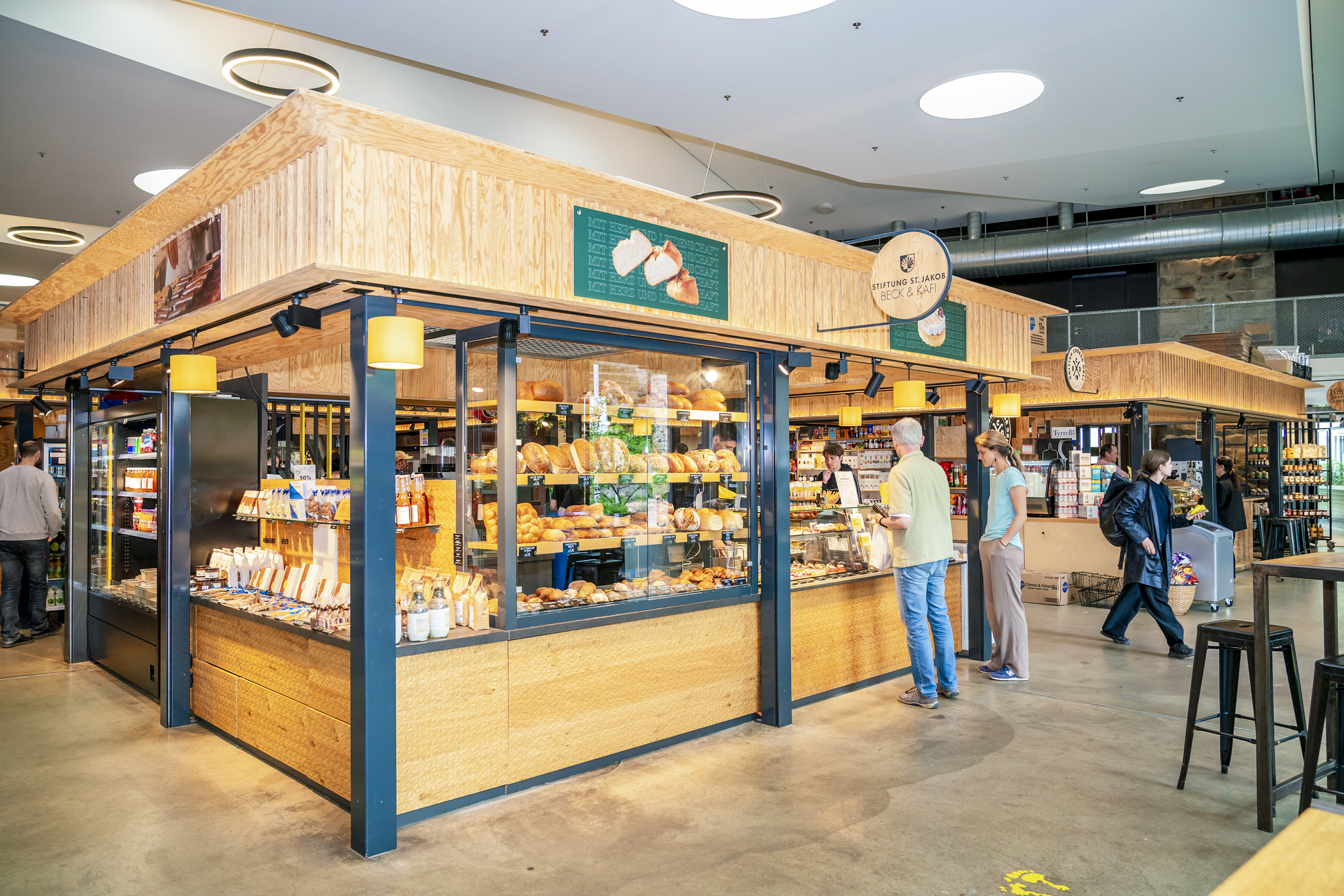 Hier wird das breite Sortiment aus der Produktion der Stiftung St. Jakob verkauft.