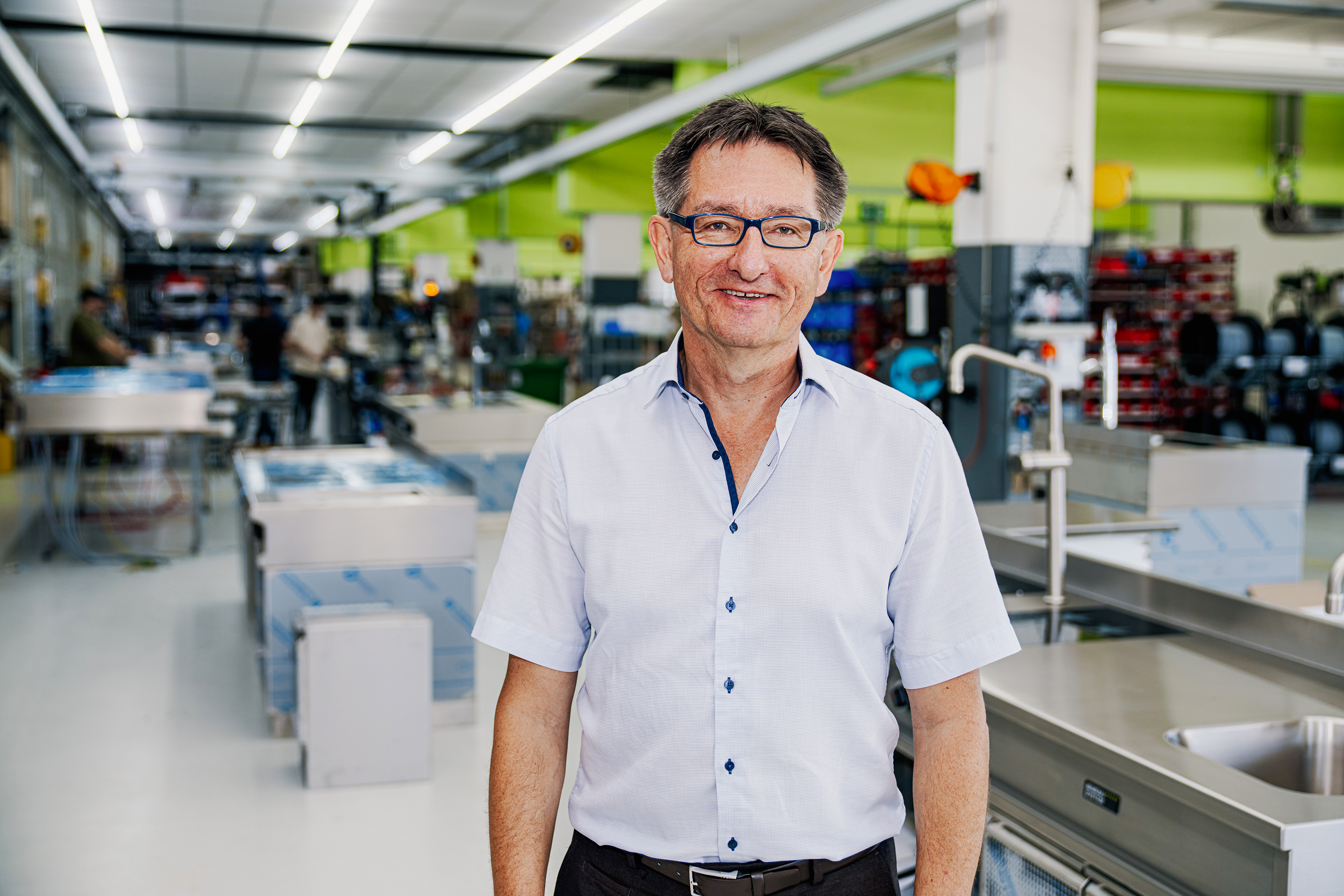 Stolz auf seine Mitarbeitenden und sein Unternehmen: Dr. Paul Schneider, Inhaber und Geschäftsführer der Menu System AG.