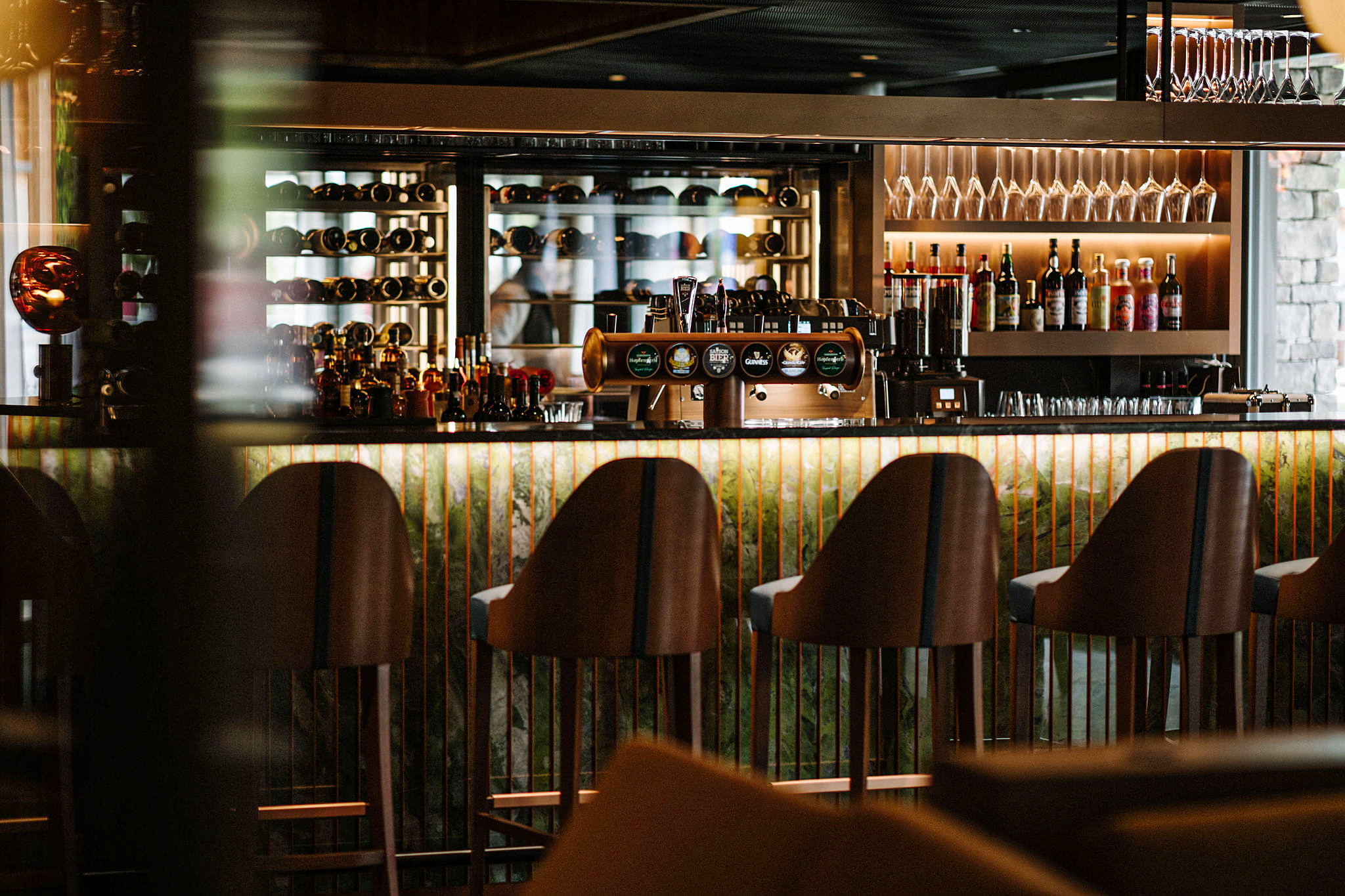 In der The Seven Spirits Bar kann man den Tag mit viel Stil ausklingen lassen..