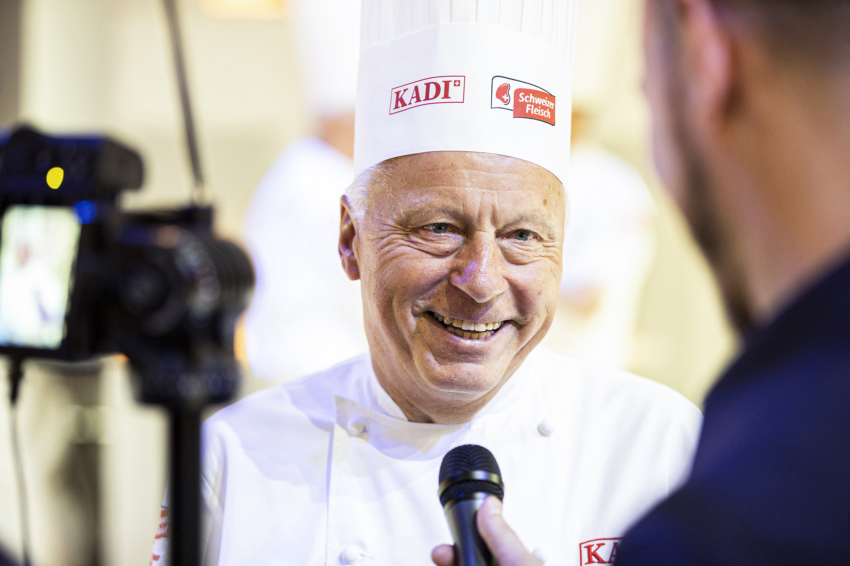 Immer freundlich,  immer offen und immer kompetent: «Goldener Koch»-Mentor und  Fachlehrer Armin Fuchs.