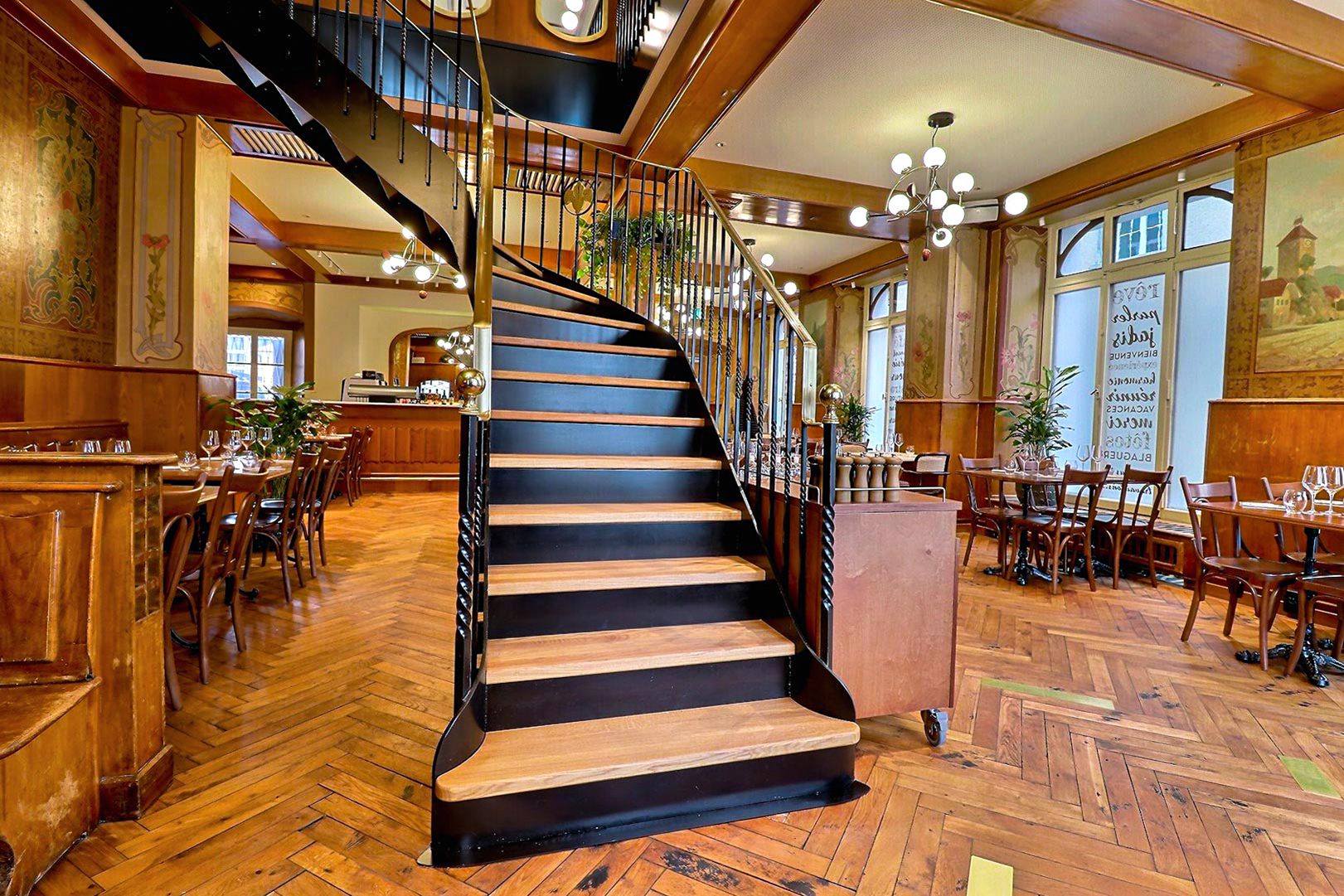 Das «Le Tonnelier» hat seine Namensgebung erhalten, da es um 1780 eine Werkstatt zur Herstellung von Käsefässern war.