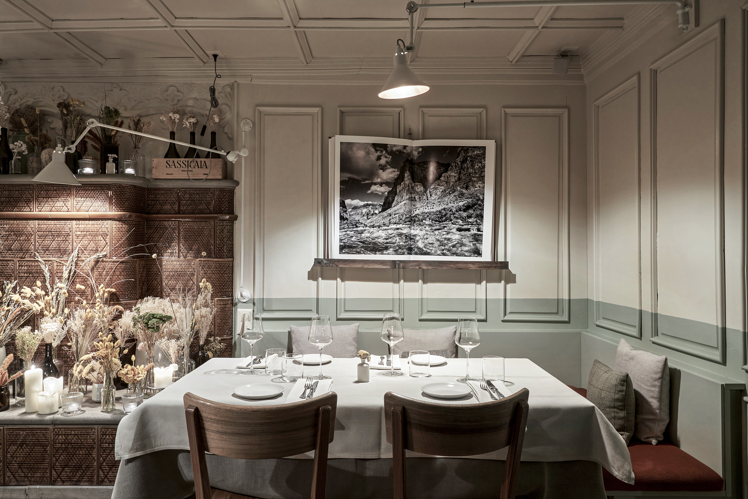 Von hausgemachter Pasta über köstliche Interpretationen von gegrilltem Fleisch und Fisch trägt das Madre Nostra die italienische Küche im Herzen und auf die Teller.